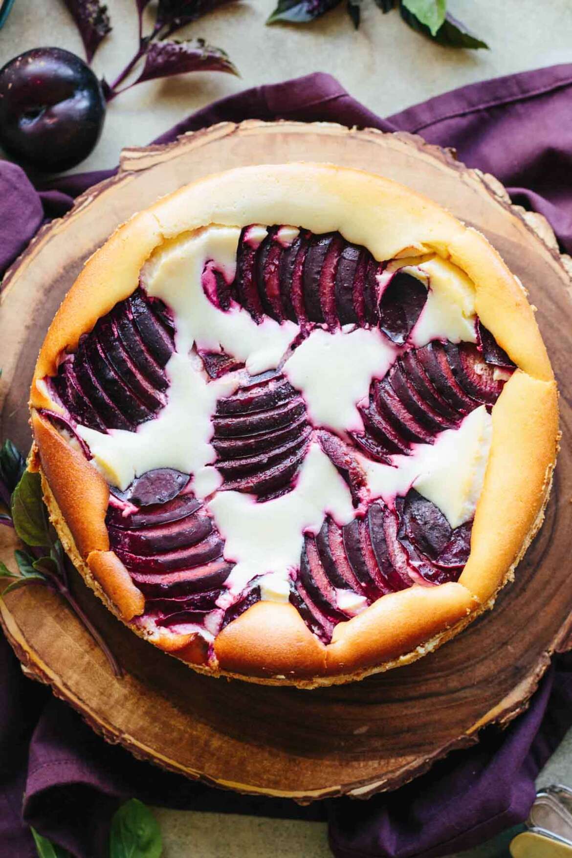 plum-cheesecake